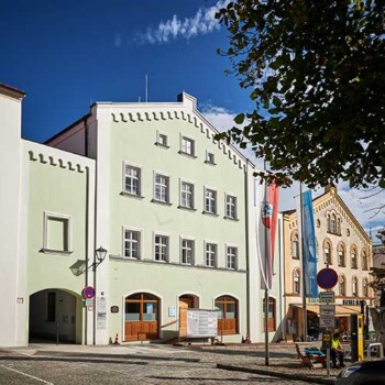 Fassadenanstrich, Referenz des Malerfachbetriebs Walter Ertel in Neumarkt-Sankt Veit
