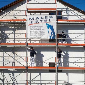 Mitarbeiter des Malerfachbetriebs Walter Ertel in Neumarkt-Sankt Veit