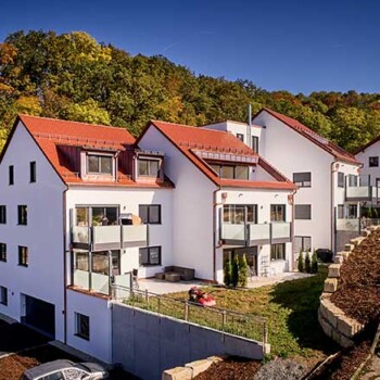 Ein- und Mehrfamilienhäuser, Projekte des Malerfachbetriebs Walter Ertel in Neumarkt-Sankt Veit