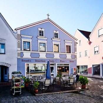 Fassadenanstrich, Referenz des Malerfachbetriebs Walter Ertel in Neumarkt-Sankt Veit